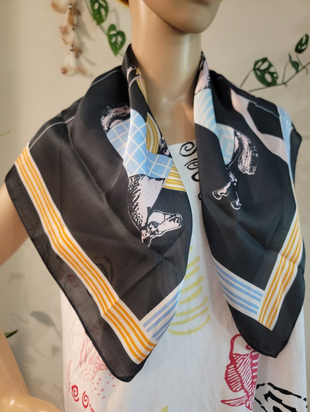 Stylish Black and Yellow Horse Patterned Women's Scarf